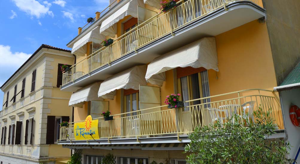 Prezzi bb bad and breakfast Albergo Hotel Ristorante Eva la Romantica a Moneglia